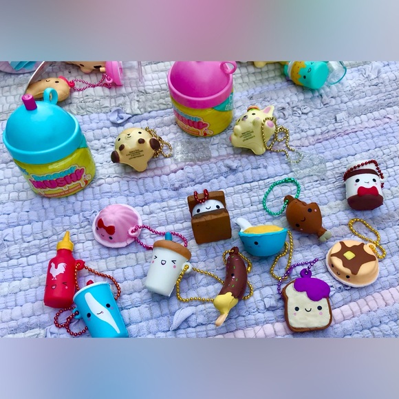 Huge Lot SMOOSHY MUSHY Slow Rise Food Snack Theme Animal Characters Trinket Toys - Picture 2 of 10